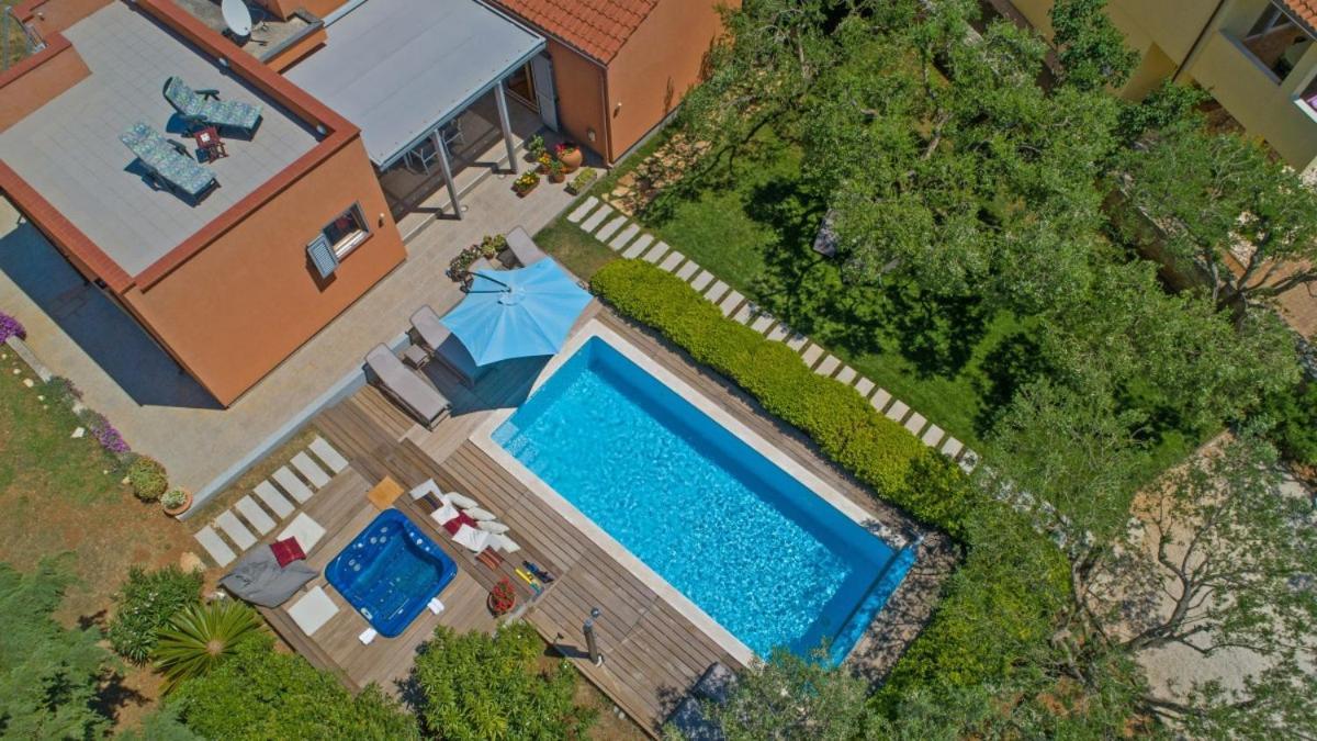 Villa Emili In Medulin - Haus Fuer 4-5 Personen Εξωτερικό φωτογραφία