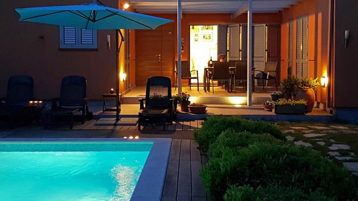 Villa Emili In Medulin - Haus Fuer 4-5 Personen Εξωτερικό φωτογραφία
