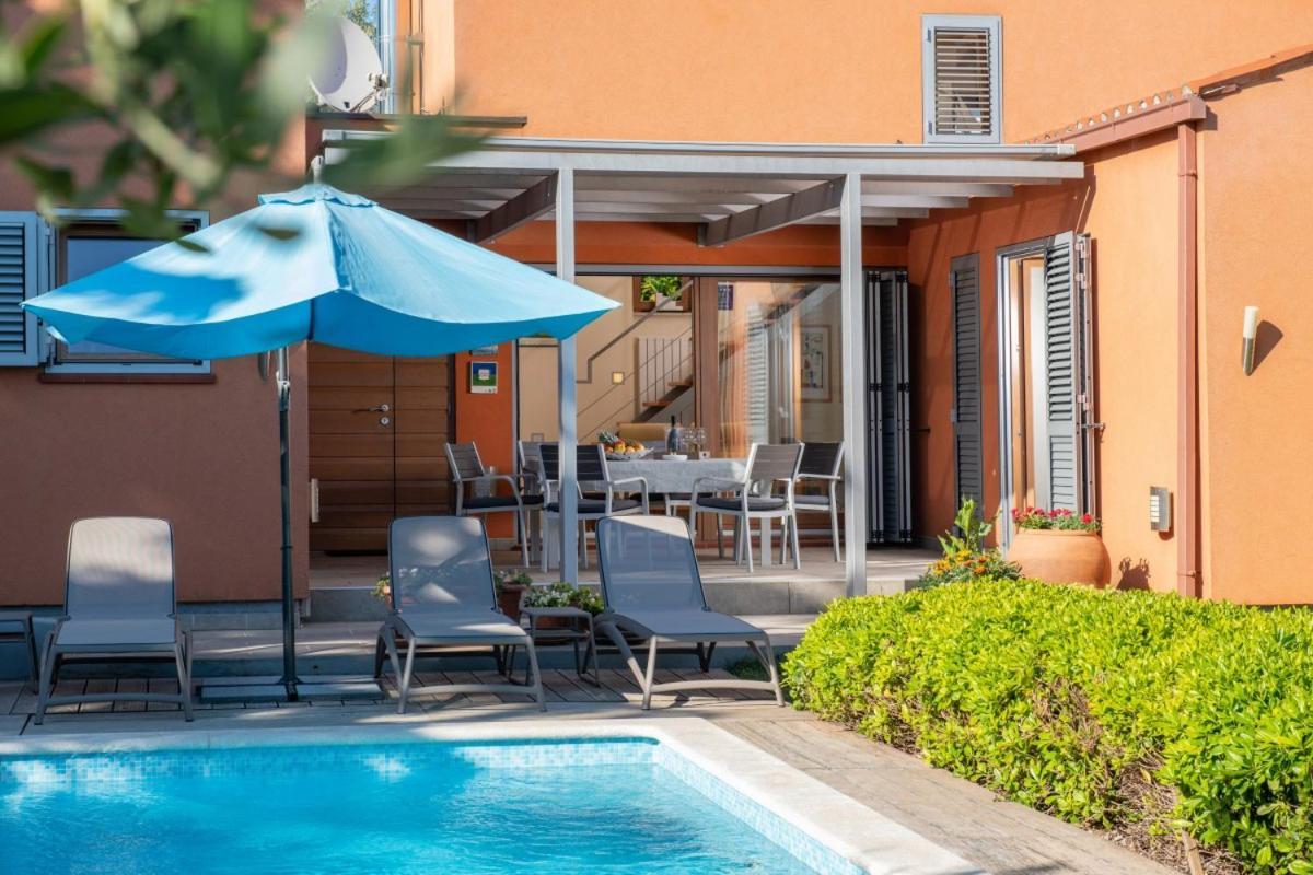 Villa Emili In Medulin - Haus Fuer 4-5 Personen Εξωτερικό φωτογραφία